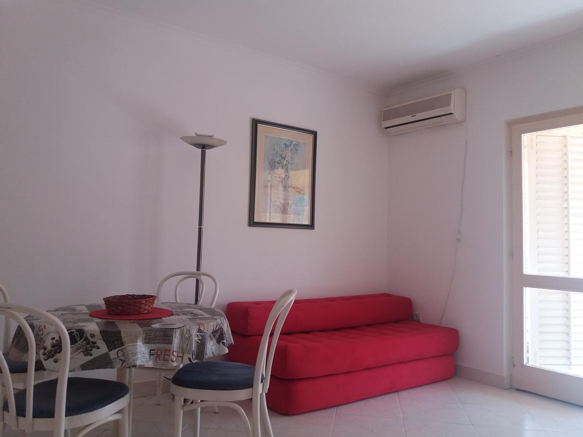 One Bedroom Apartment 500M From The Beach 부드바 외부 사진